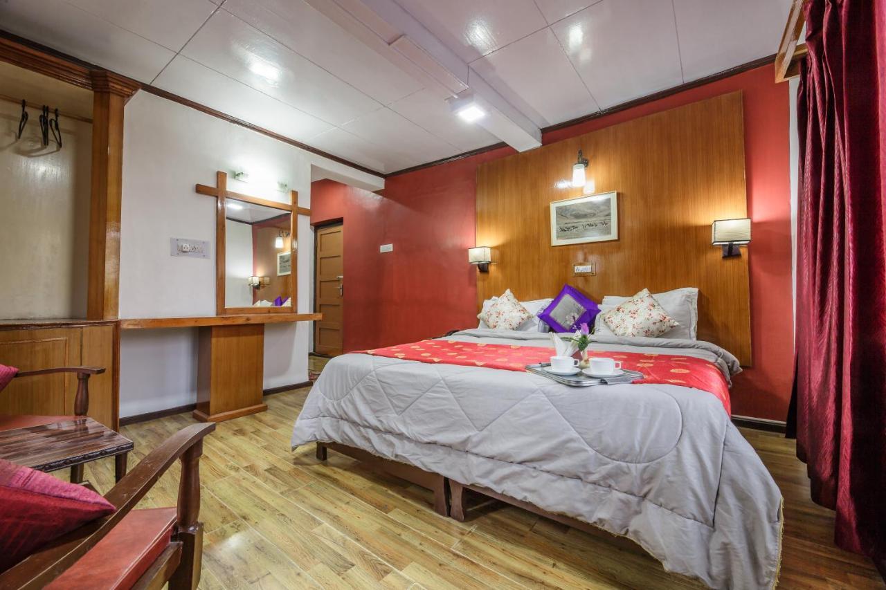 Hotel Asia ليه الغرفة الصورة